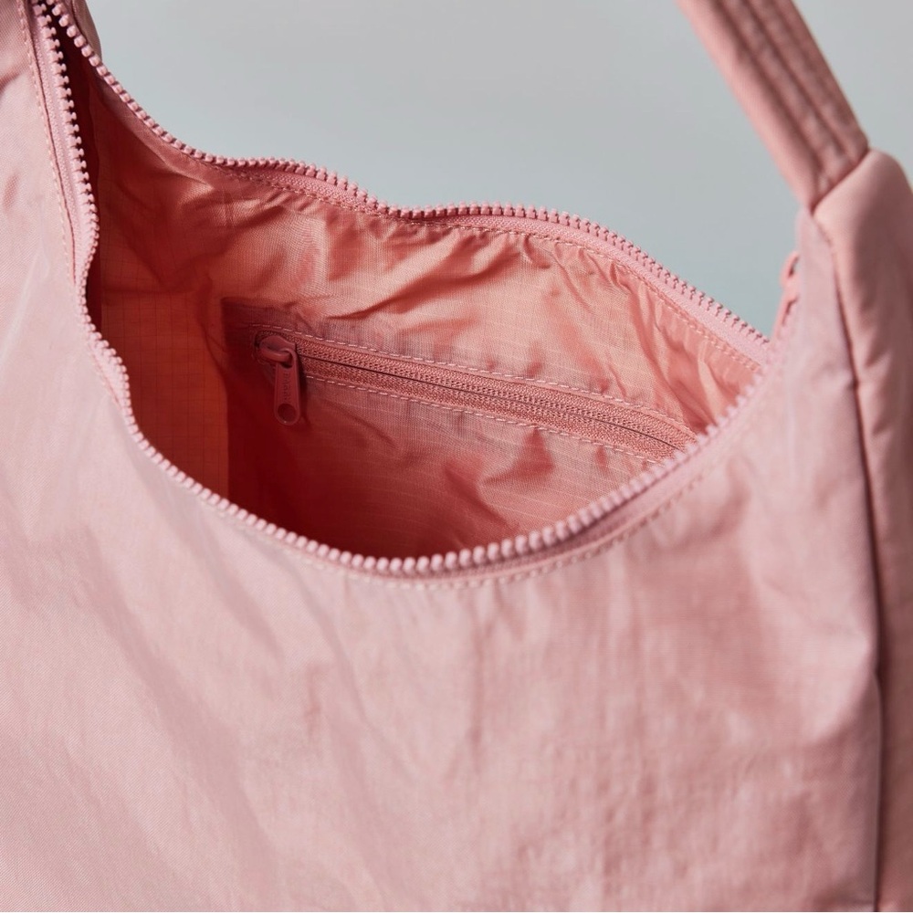 BAGGU Nylon Shoulder Bag Rose Tan - UO Exclusive - Picture 7 of 9